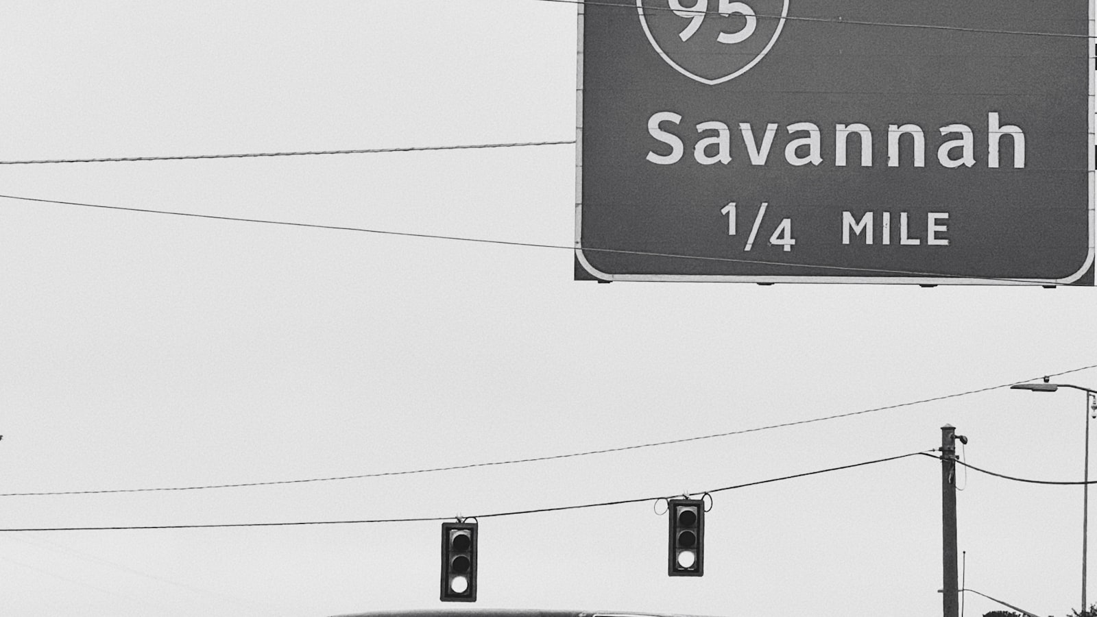 I-95 south sign pointing towards savannah